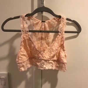 PINK LACE BRALETTE